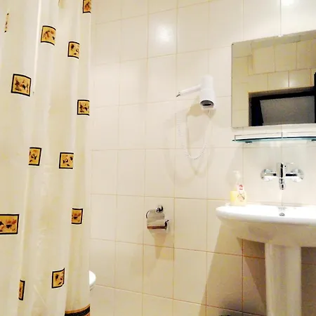 Teddy House Hotel